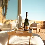 Luxury Boutique Jacuzzi Camping