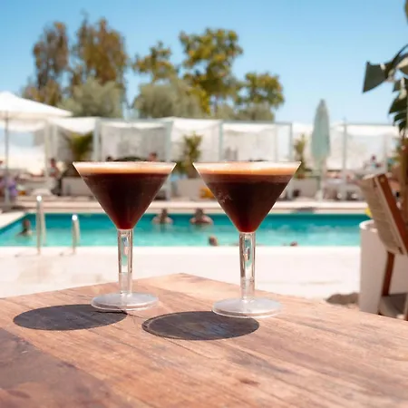 Luxury Boutique Jacuzzi Camping Maro